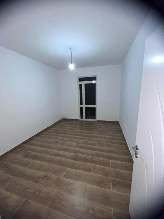 Apartament 1+1 me qira ne Babrru
