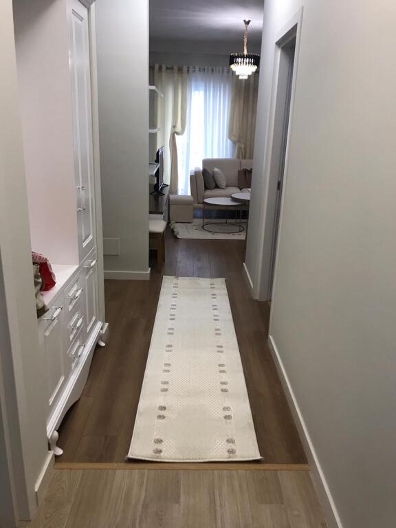Jepet Me Qera Apartament 2+1+1 Ballkon