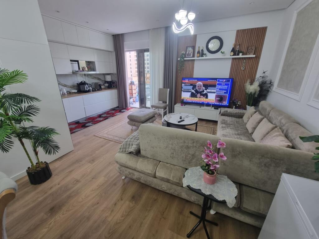 super apartment for rent at Fusha e Aviacionit