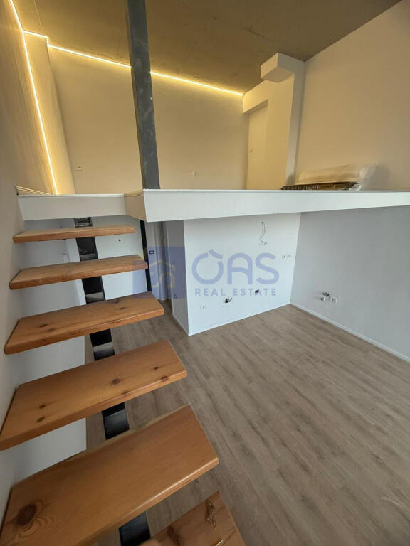 Duplex space for rent, near American 3