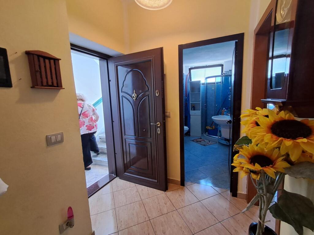 For rent 1+1 apartment at Piceri "2 Engjëjt" - Durrës