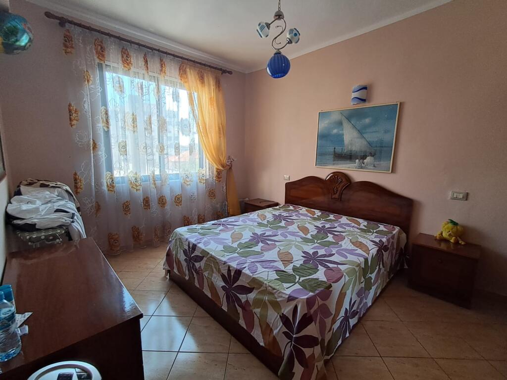 For rent 1+1 apartment at Piceri "2 Engjëjt" - Durrës