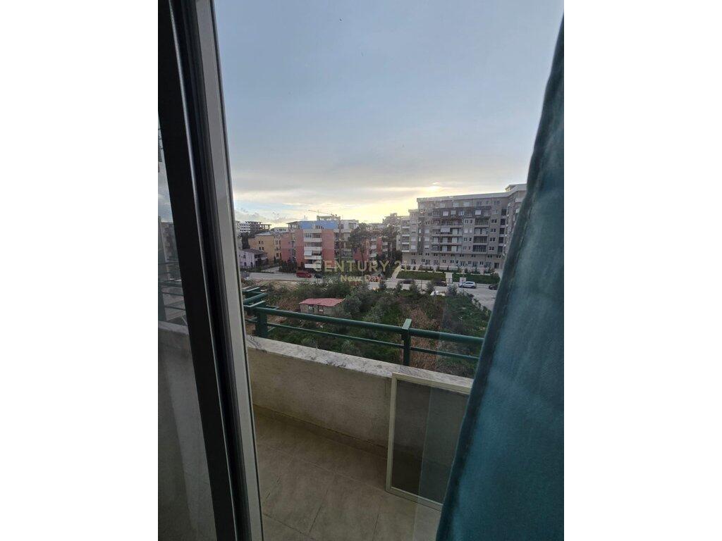 For sale 1+1 apartment in Golem.