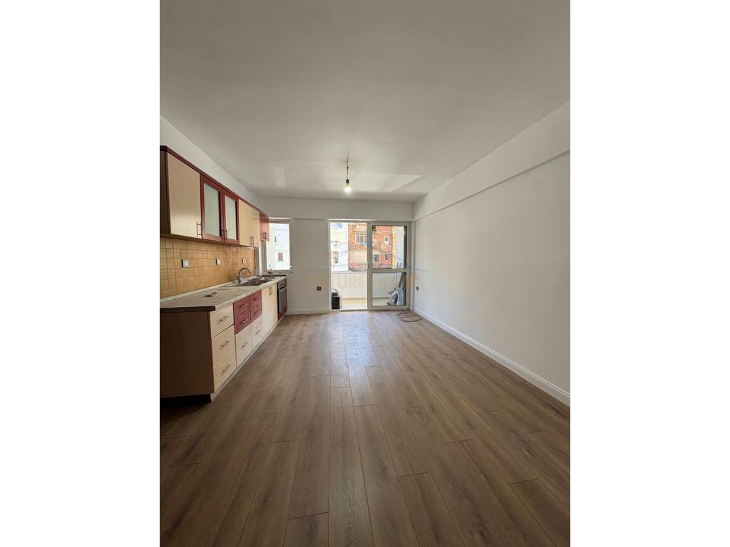 Rent, Apartment 2+1+2, Blloku, Tirana
