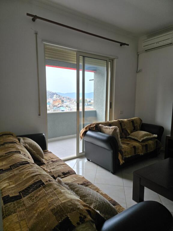 Apartament 2+1 me qira Golden Park