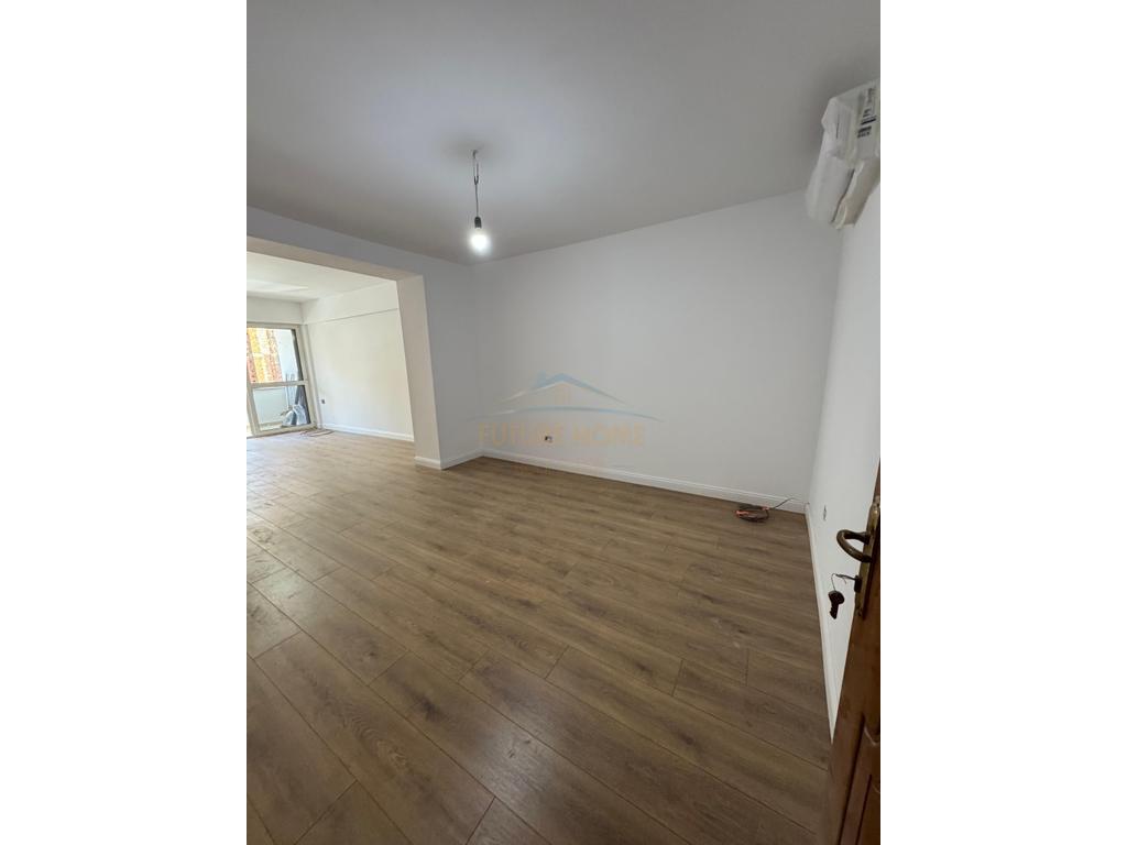 Rent, Apartment 2+1+2, Blloku, Tirana