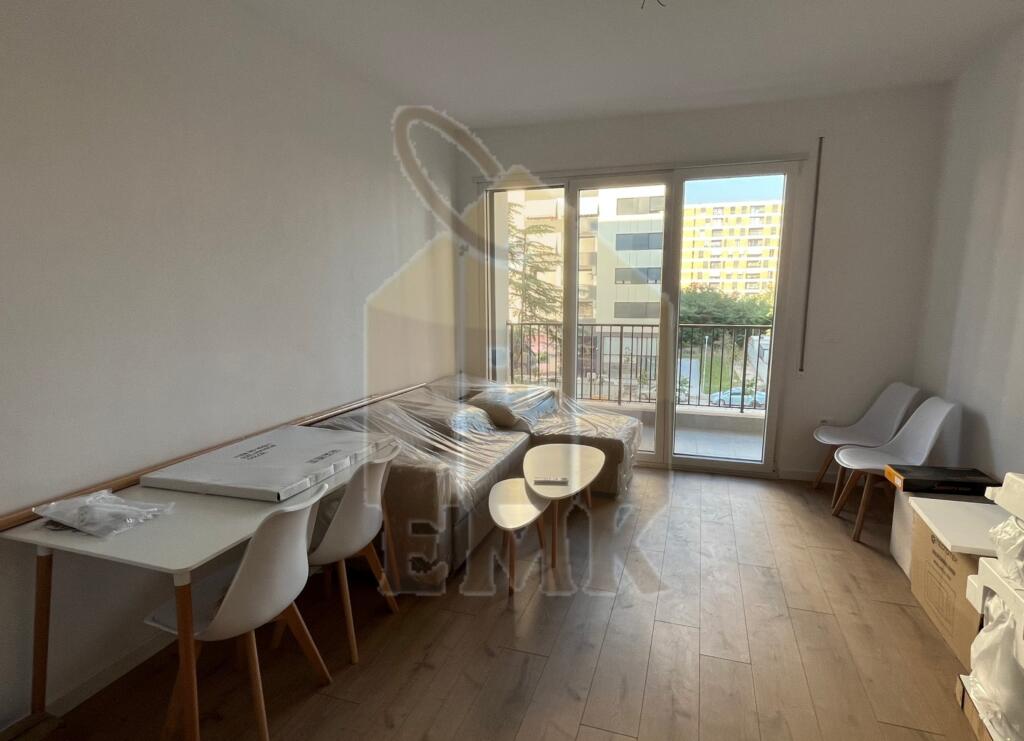 Apartament 1+1 & Post Parkimi me Qera, Tirana Trio Tower, Don Bosko