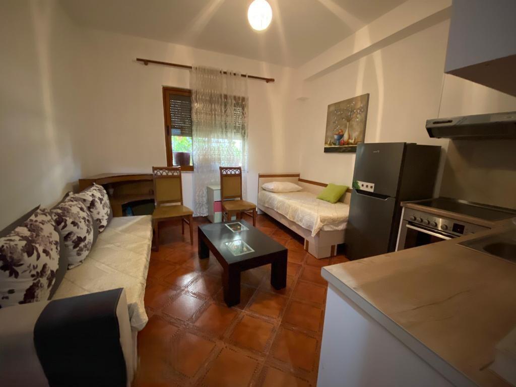 FRESK JAPIM ME QIRA APARTAMENT 1+1, TEK FIZIKA BERTHAMORE