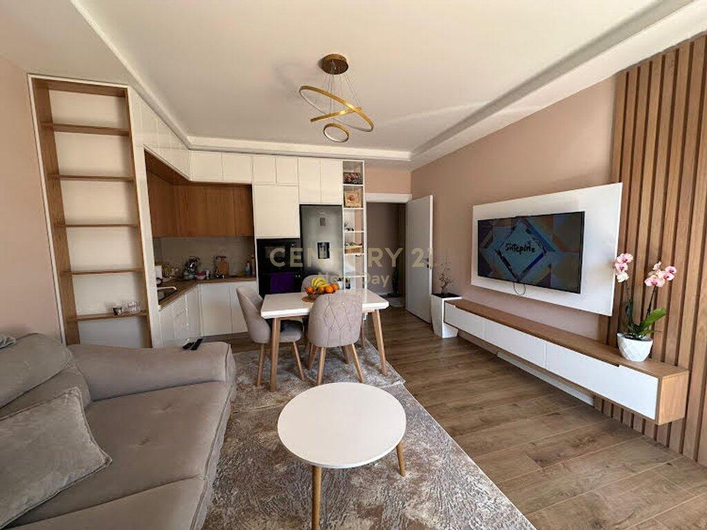 FOR SALE 2+1 NEWLY FURNISHED IN DURRES