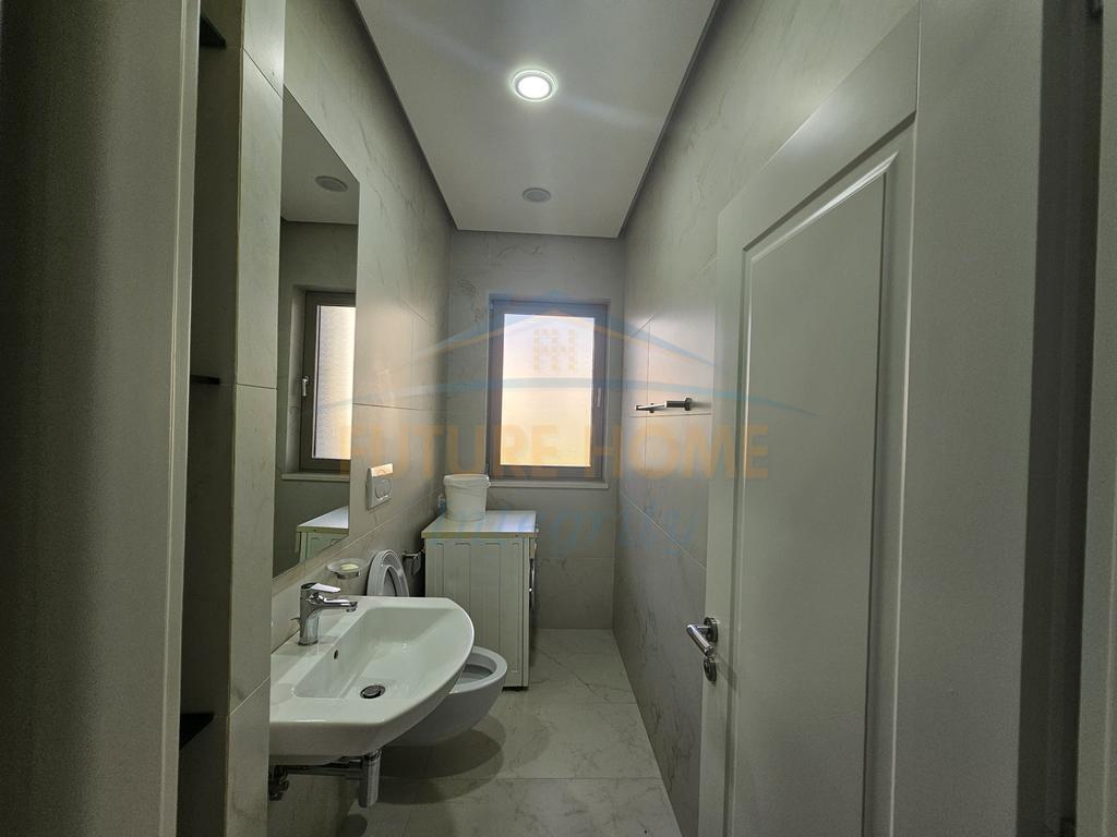 Rent, Apartment 3+1+2, Former Electric Market, Tirana.