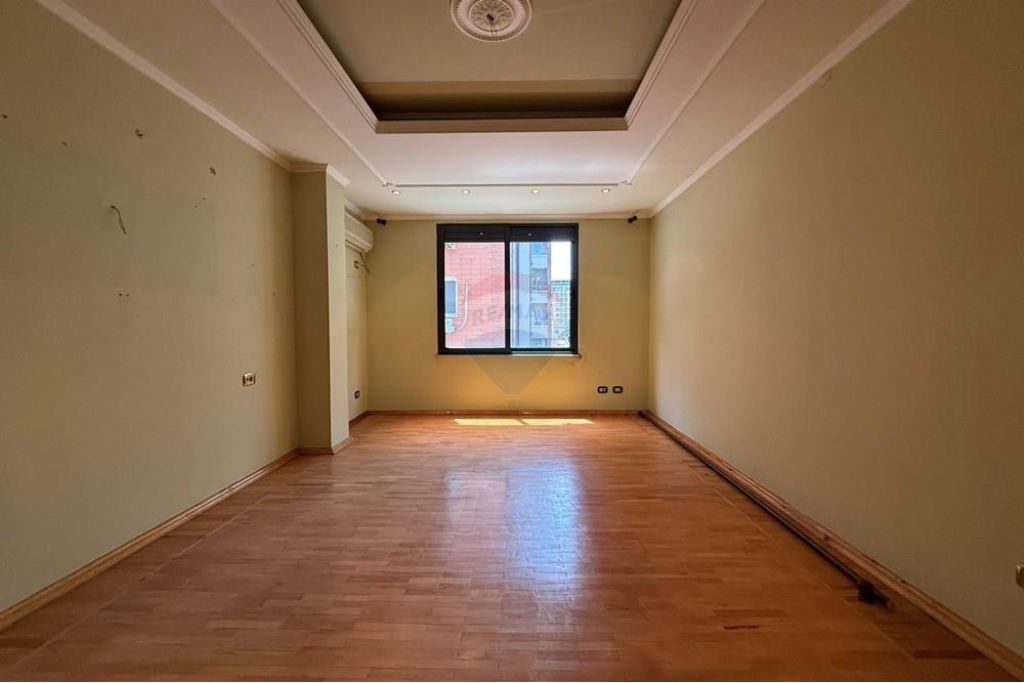 Office for rent in Bllok