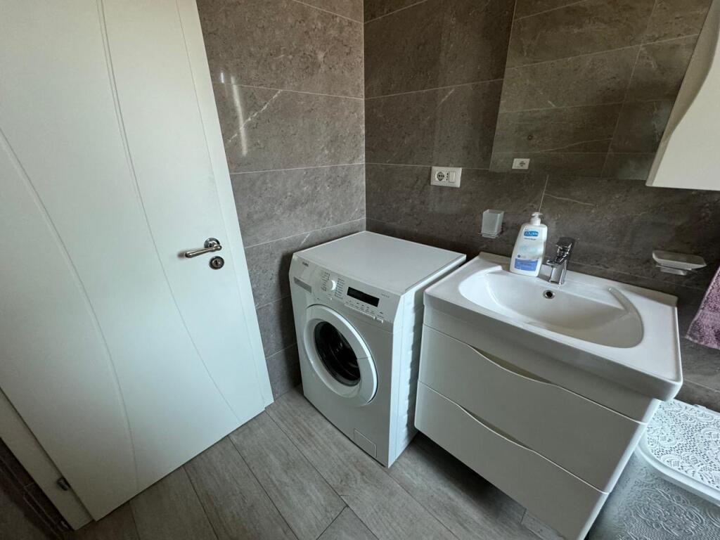 For rent 1+1 apartment | Kavaja Street – December 21 | Tirana