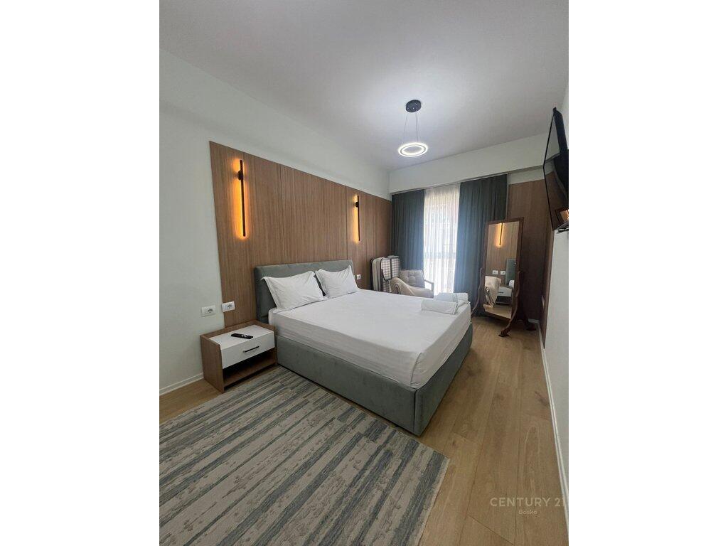 For sale 2+1+2 + Parking Space (With Extra Price) on Siri Kodra Street