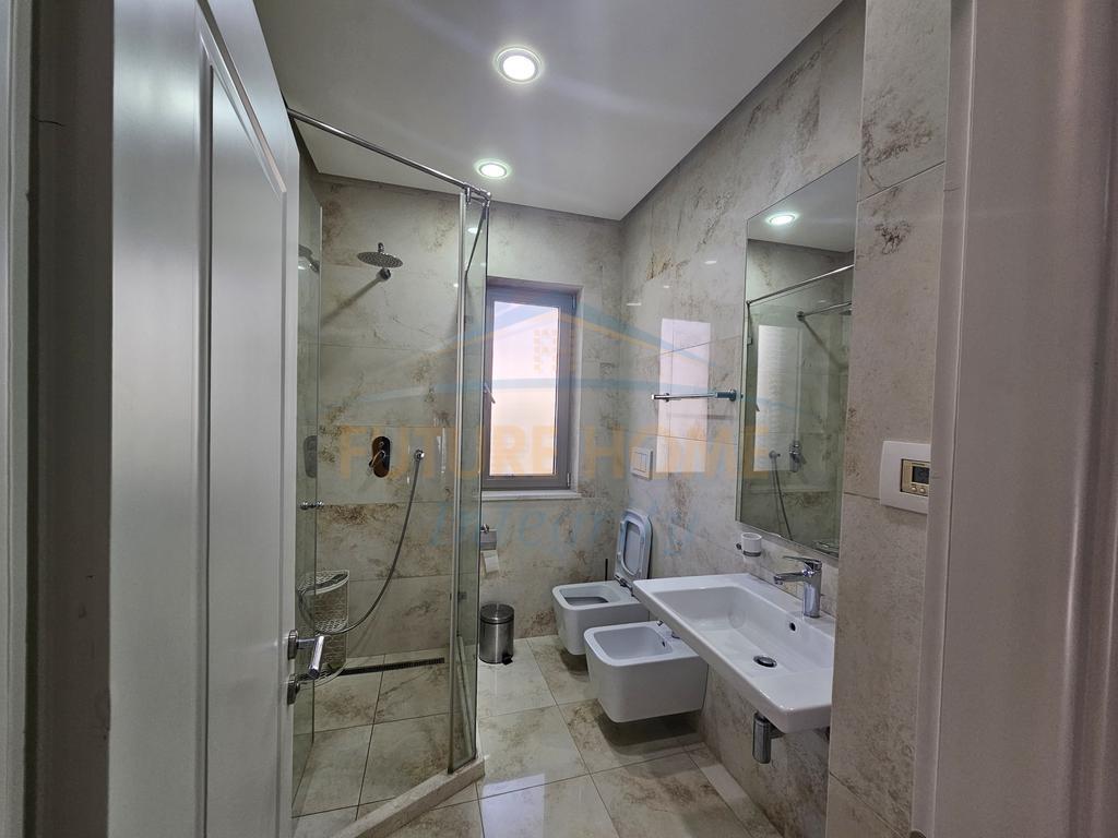 Rent, Apartment 3+1+2, Former Electric Market, Tirana.