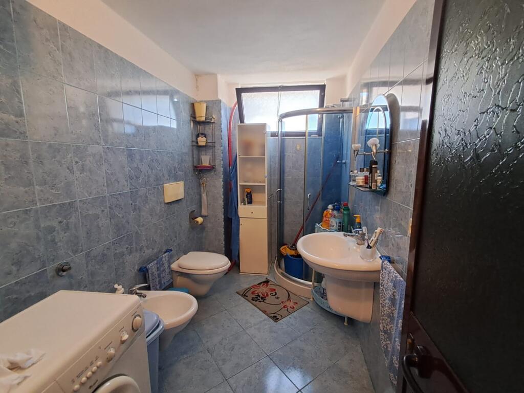 For rent 1+1 apartment at Piceri "2 Engjëjt" - Durrës