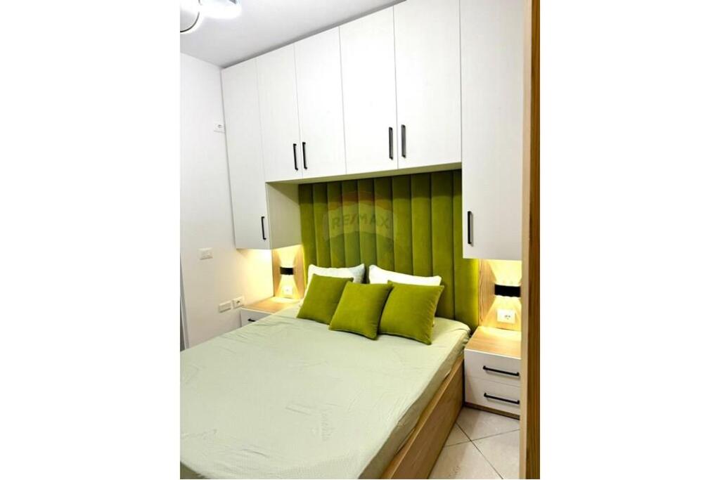 Studio for Rent at Kristal Center