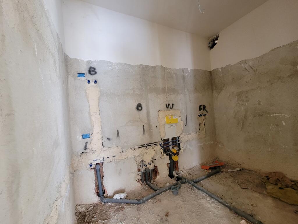 For sale 2+1+2 Apartment 😍 Completion by the end of 2025 📍Location: Liqeni I Thate