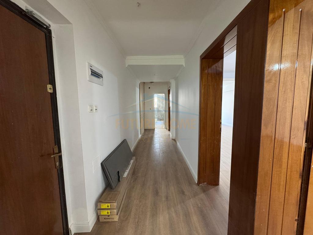 Rent, Apartment 2+1+2, Blloku, Tirana