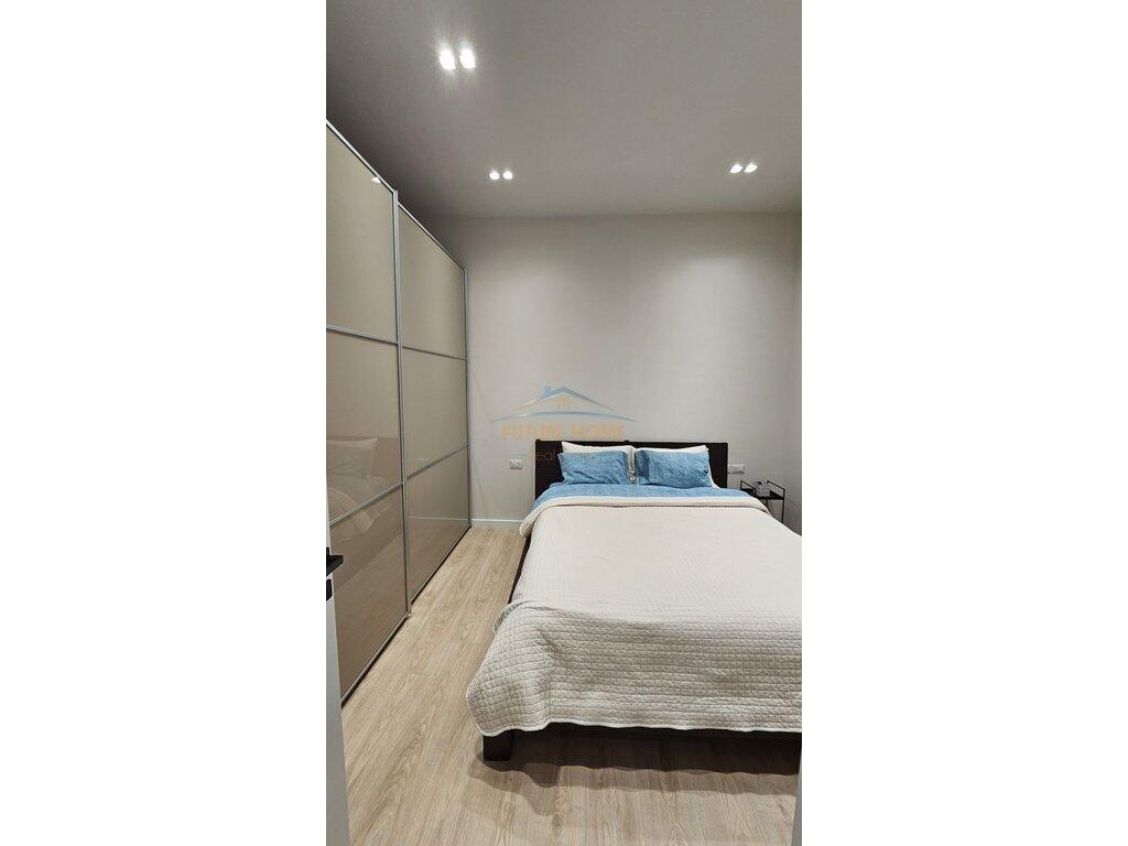 Shitet, Apartament 3+1+2, Liqeni i Thate, Tirane