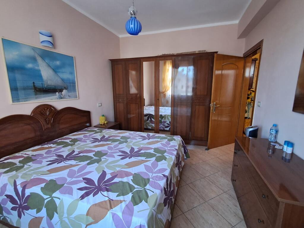 For rent 1+1 apartment at Piceri "2 Engjëjt" - Durrës