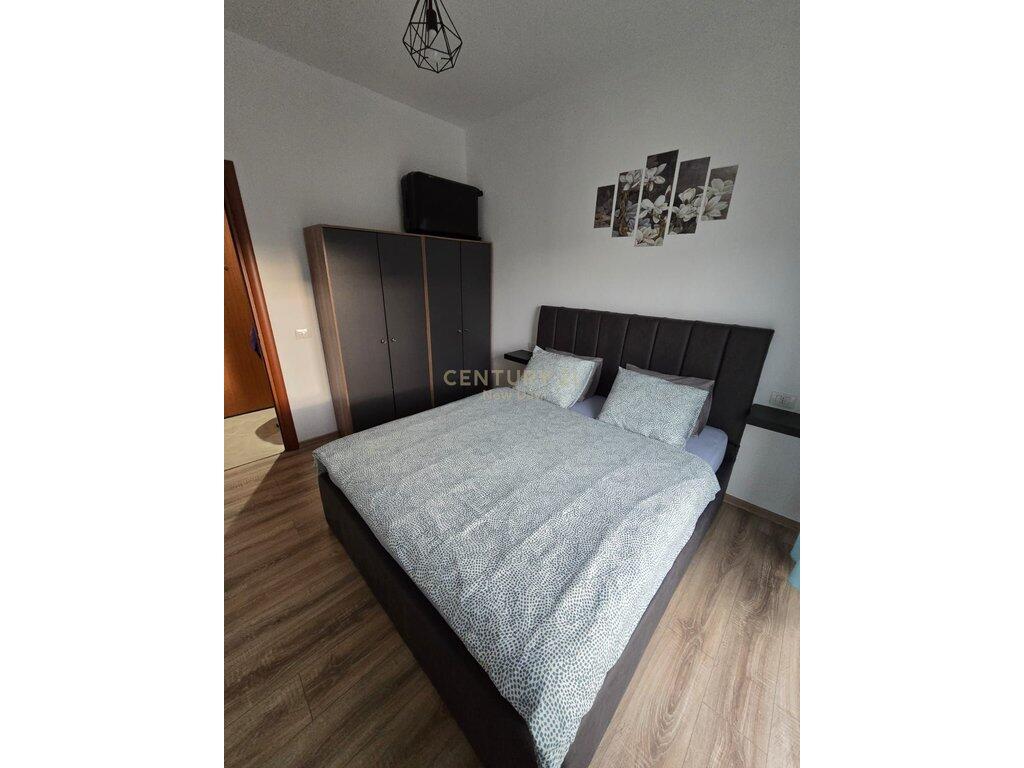 For sale 1+1 apartment in Golem.