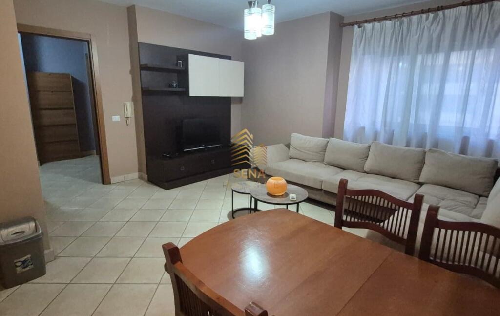 Qira, Apartament, 2+1, 21 Dhjetori