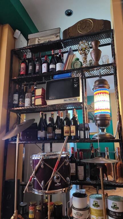 Bar-Kafe për qira te Ish-Ekspozita.
