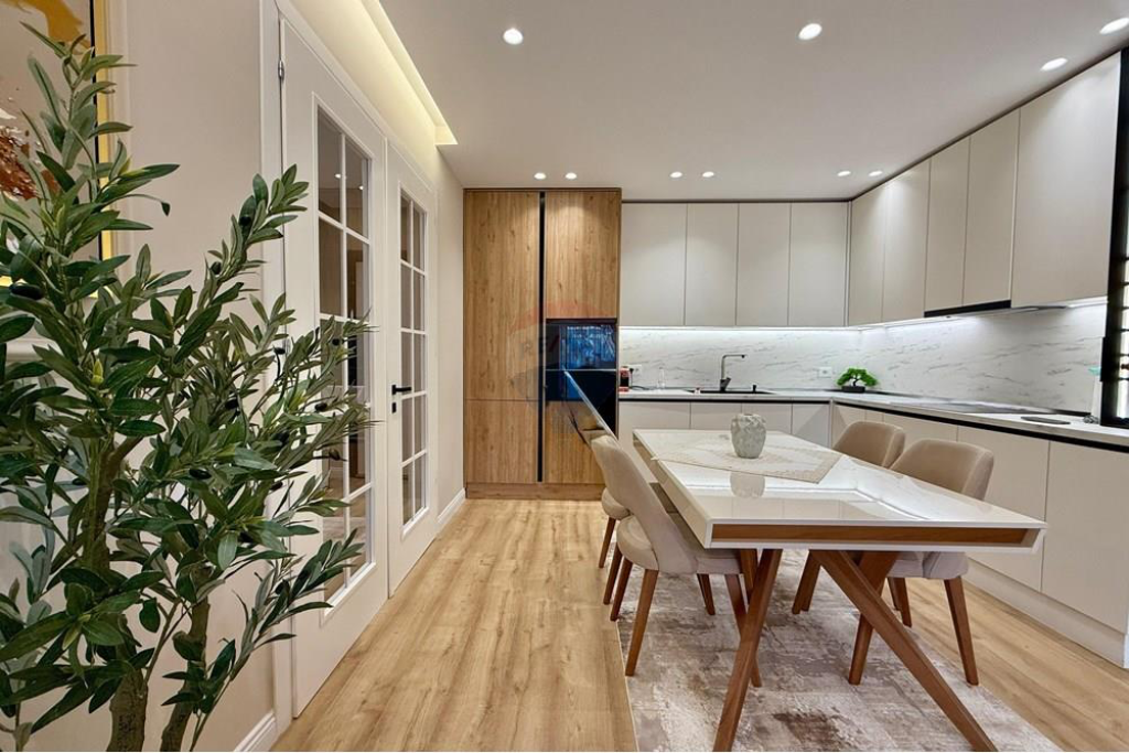 Luxury apartment for sale 2+1+2