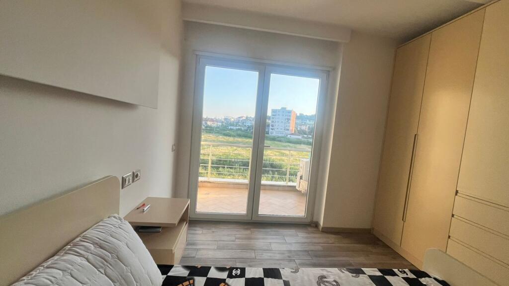 Apartament 2+1+2 për qira