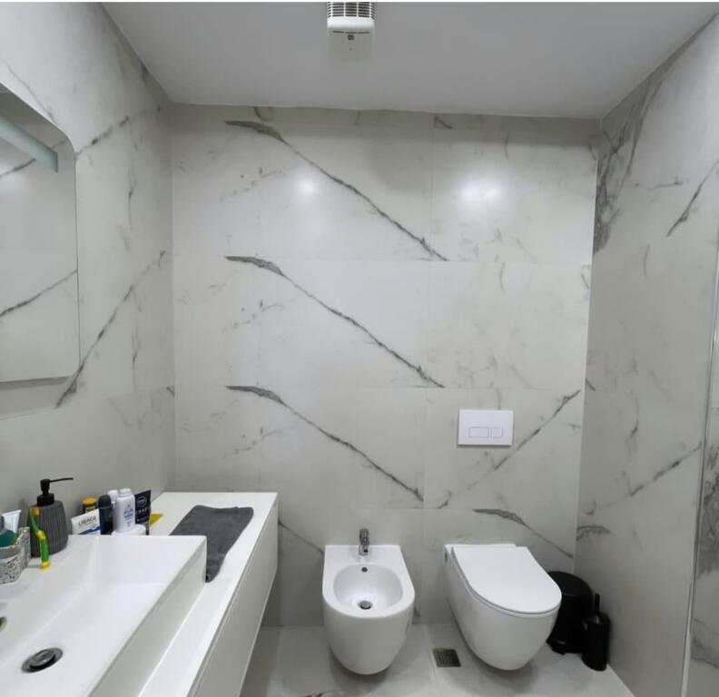 Fusha e Aviacionit, REZIDENCE TURDIU shesim super apartament! 2+1+2+ambient gatimi.