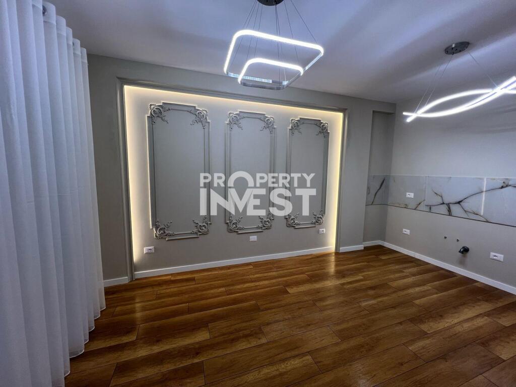 For sale 1+1 apartment, Naim Frashëri Street, 21 December