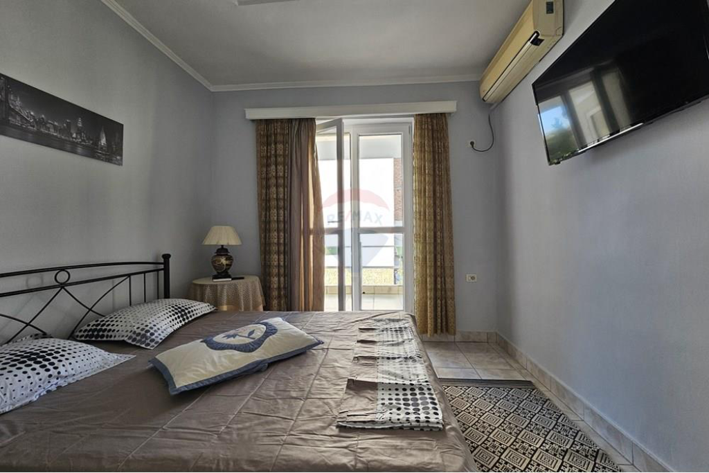 2+1 apartment for rent on Elbasan Street!