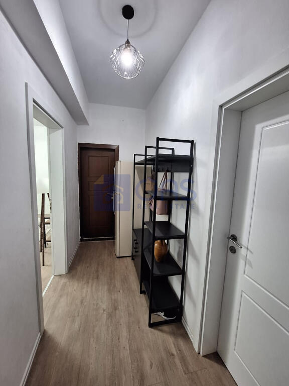 An apartment 1+1 is for rent on Barrikadave Street.