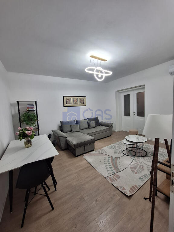 An apartment 1+1 is for rent on Barrikadave Street.