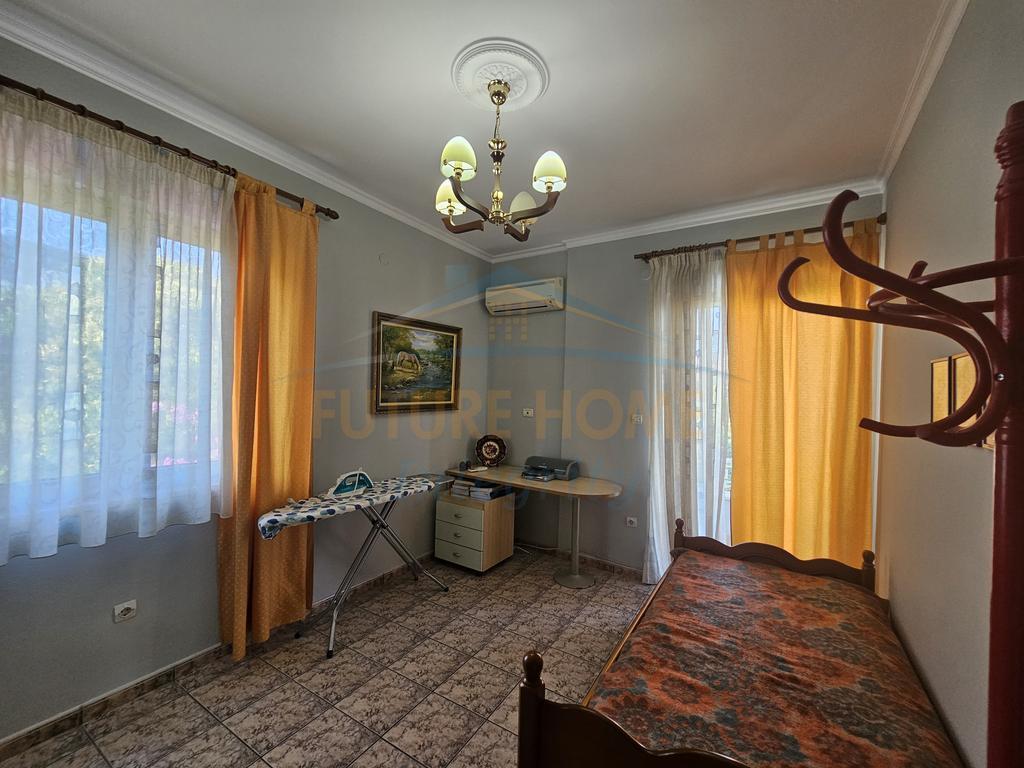 Rent, Apartment 3+1+2, Former Electric Market, Tirana.