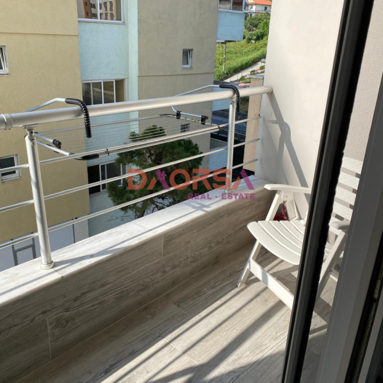 🏖 Studio apartment for rent at Shkëmbi i Kavajës!