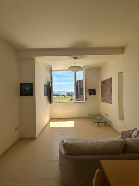 Shitet apartament 1+1 Bulevardi Kashar