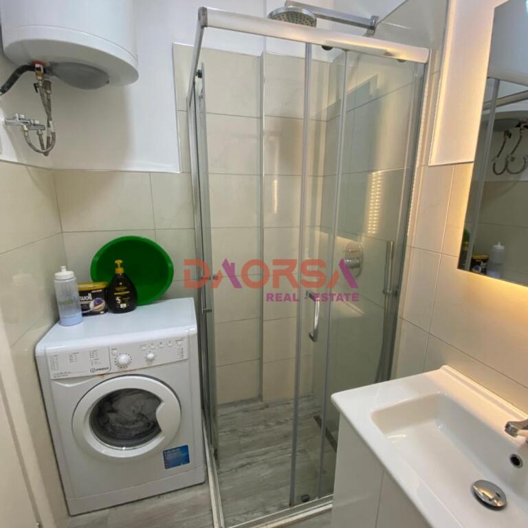 🏖 Studio apartment for rent at Shkëmbi i Kavajës!