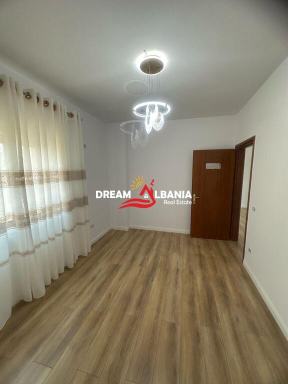 1+1 apartment for sale in Yzberisht, near Cabej Palaces in Tirana (ID 41111080)