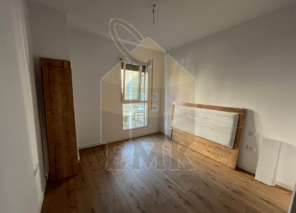 Apartament 1+1 & Post Parkimi me Qera, Tirana Trio Tower, Don Bosko