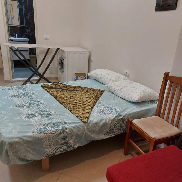 A studio apartment is for rent in a 4-story villa located on the first floor, it is in very good condition.