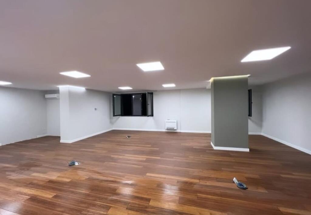 CENTER AT TAIWAN, we are selling a super space
