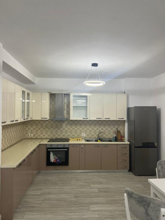 Apartament 2+1 me qira Astir
