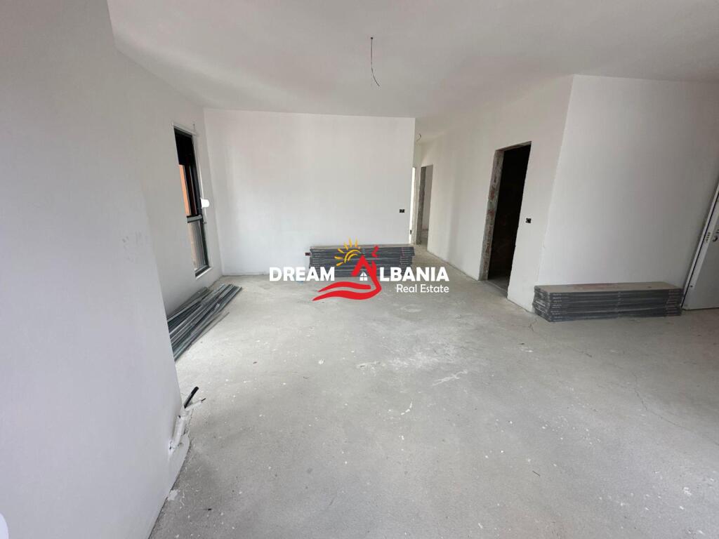 Shitet apartament 3+1+2 ne Rr.Qemal Stafa, prane Shkolles se Kuqe, Tirane (ID 4131456)
