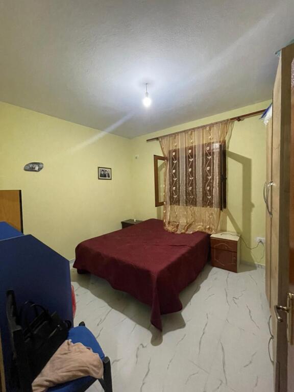 In the area of Ali Demit, near the Mangalem Complex, the 1st floor of a villa is for rent, 2+1, furnished.