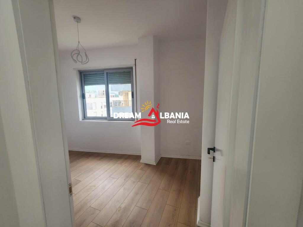 Apartament 2+1 per shitje tek Komuna e Parisit (ID 41211922)