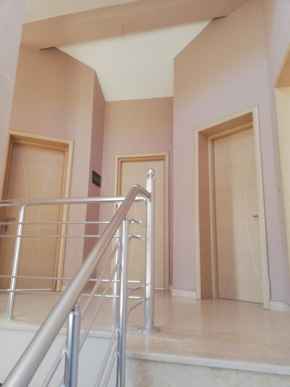 For sale villa 2 floors + 1 basement floor