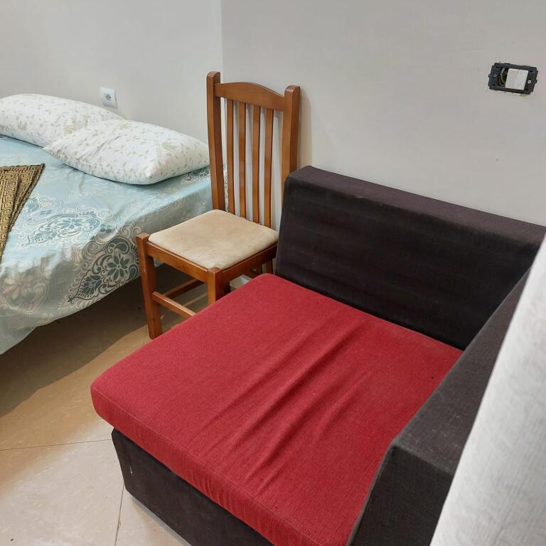 A studio apartment is for rent in a 4-story villa located on the first floor, it is in very good condition.