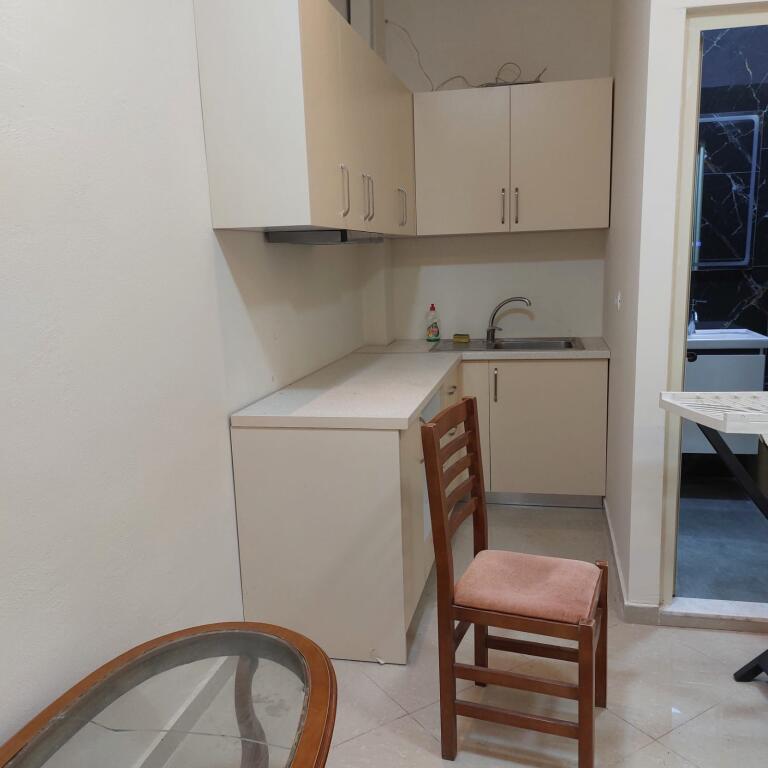 A studio apartment is for rent in a 4-story villa located on the first floor, it is in very good condition.