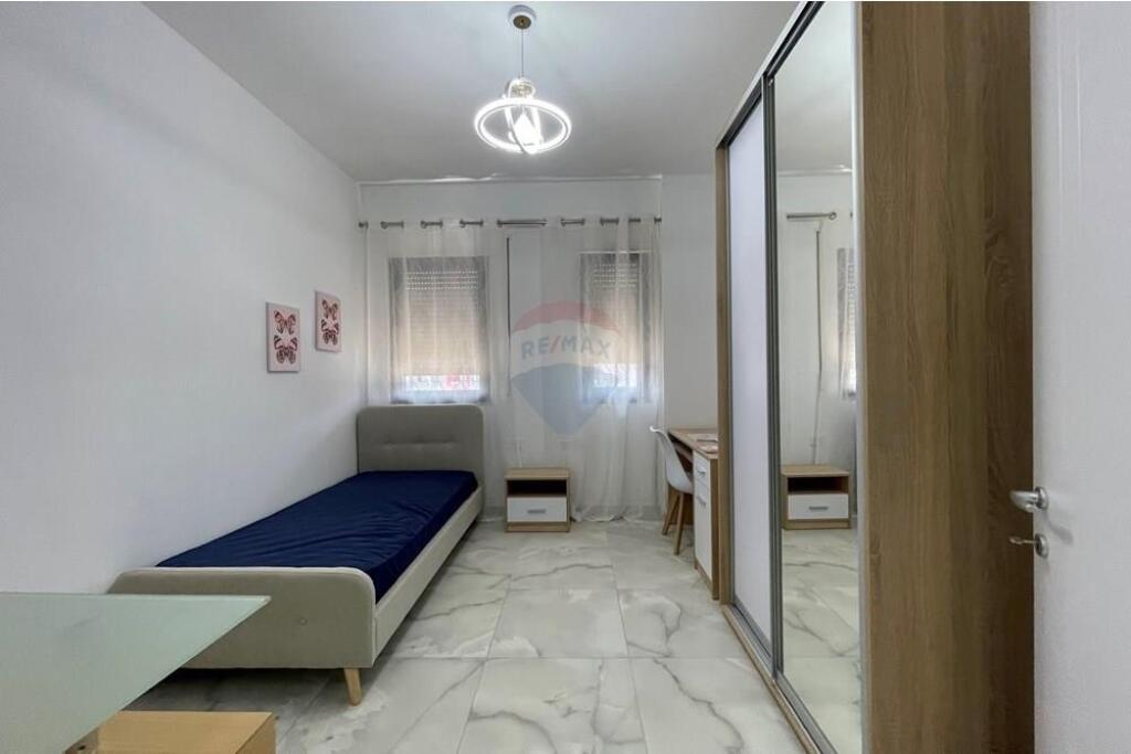 Apartament 2+1 për qira tek Ish Fusha e Aviacionit